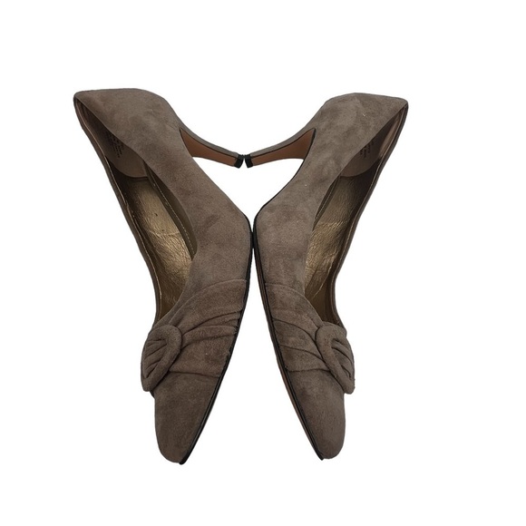 GJD Ginnie Johansen Design Suede Taupe Pointed Toe Pumps Size 8 Women’s - Picture 7 of 9